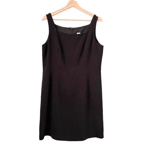 Jade Basic Black Sleeveless Shift Mini Dress in Size 14P - Picture 1 of 6